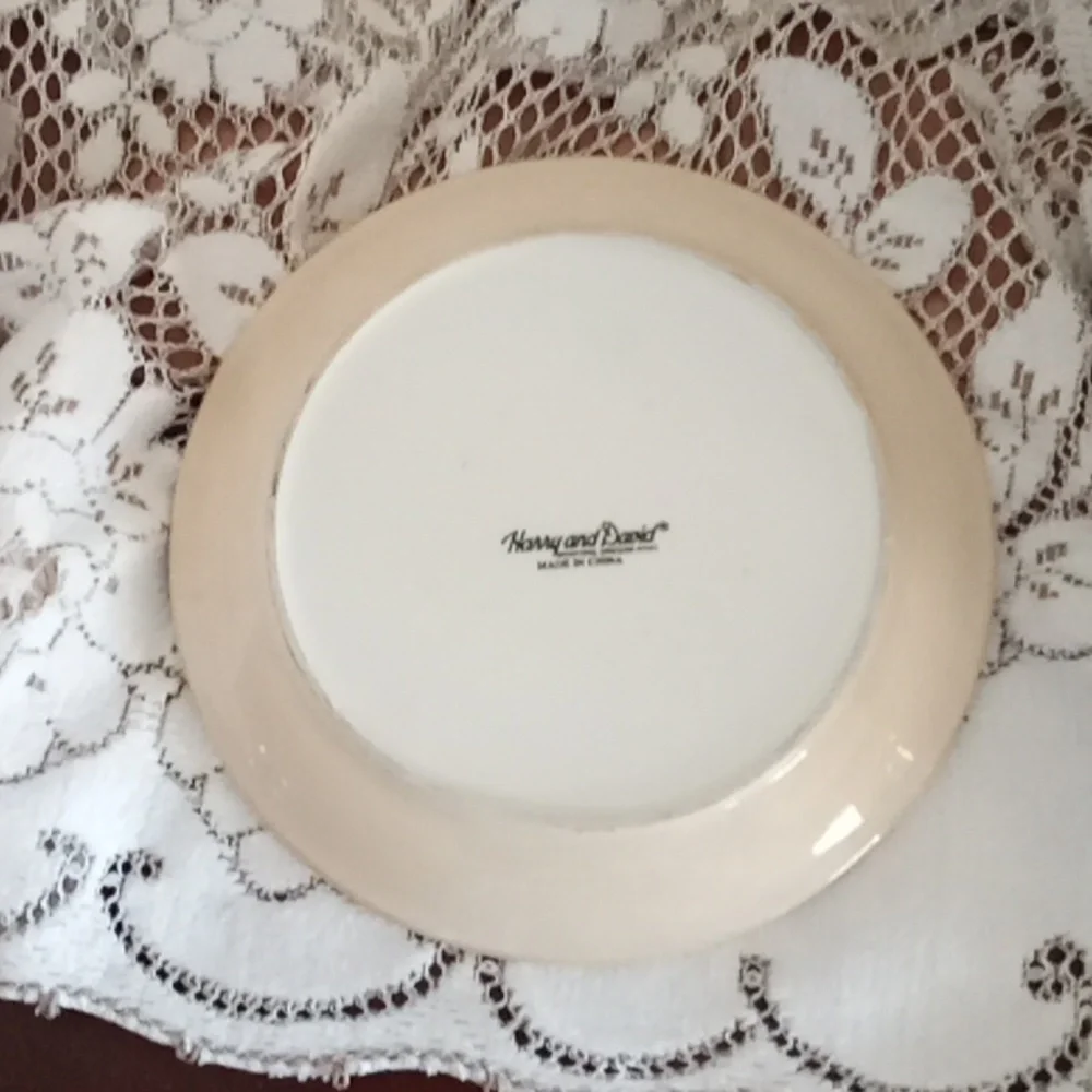 2 Harry and David large salad plates